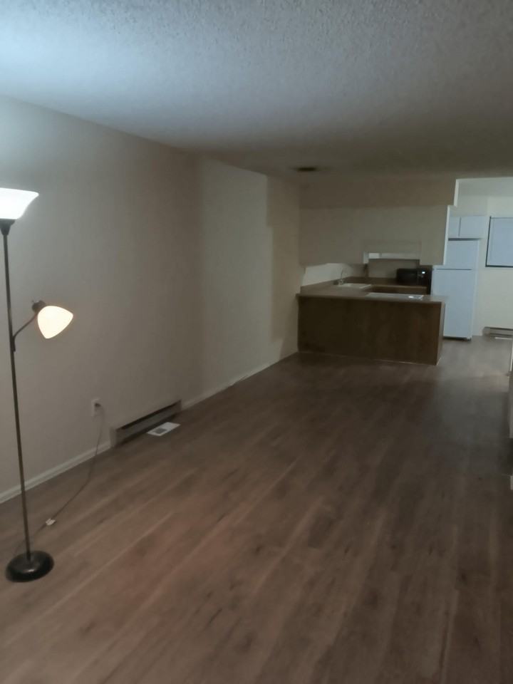 1355 Anita St #1 - Photo 3 of 7