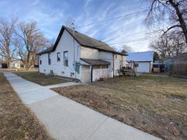 featured image of 748 1/2 Cook AveUnit B #2