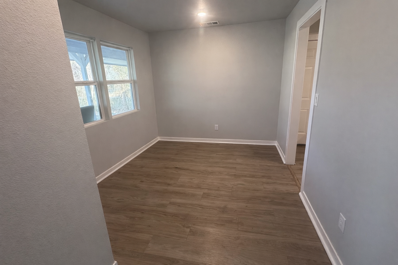 3503 Division St #1 - Photo 4 of 19