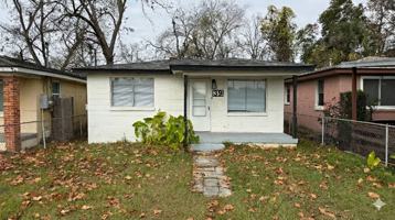 featured image of 39 Lissner Ave