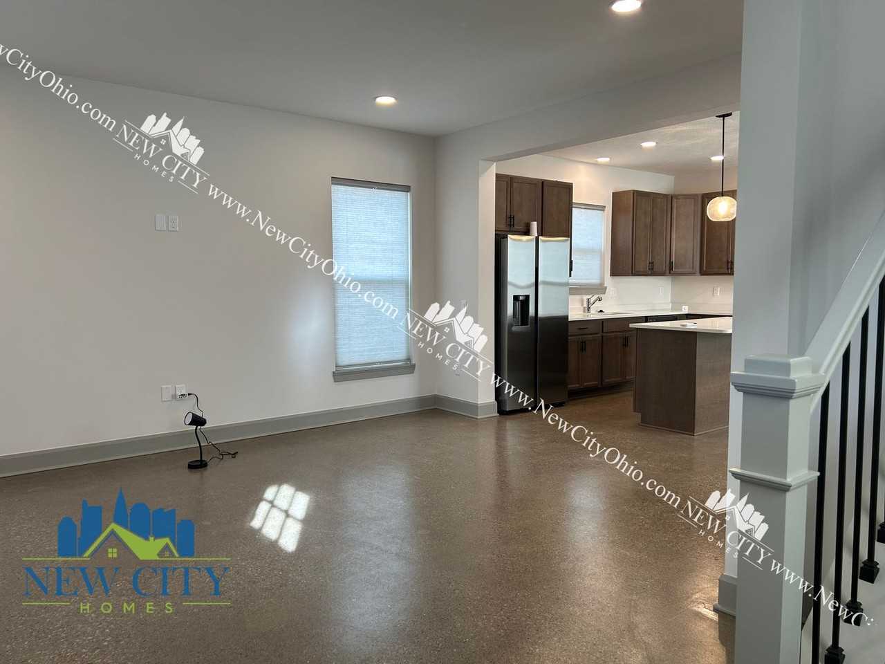 130 N Guilford Ave - Photo 6 of 45