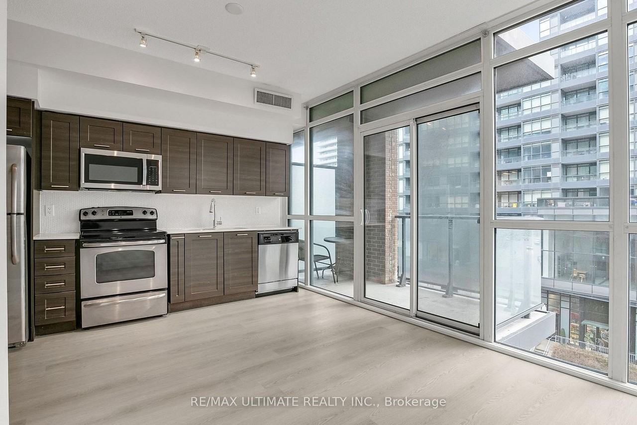 169 Fort York Boulevard #573 - Photo 4 of 7