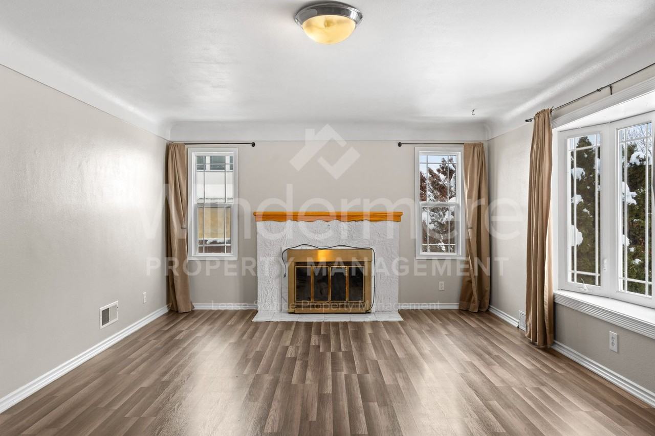 4224 N Walnut St - Photo 3 of 35