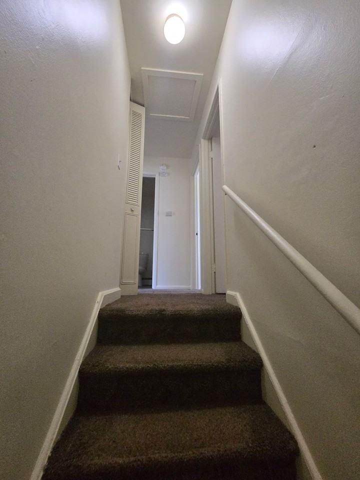 Mulford Park Apartments - Photo 6 of 13