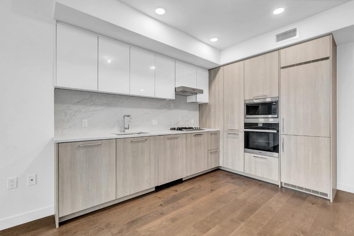 3200 Corvette Way #8xx - Photo 2 of 22