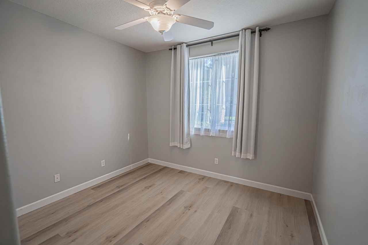 27463 Coldwater Dr - Photo 3 of 22