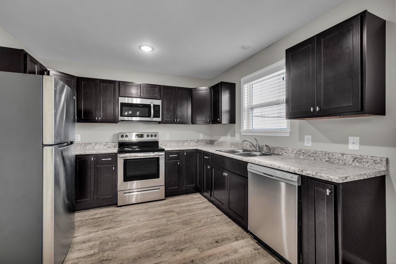 2700 Burke Ave #1503 - Photo 6 of 18