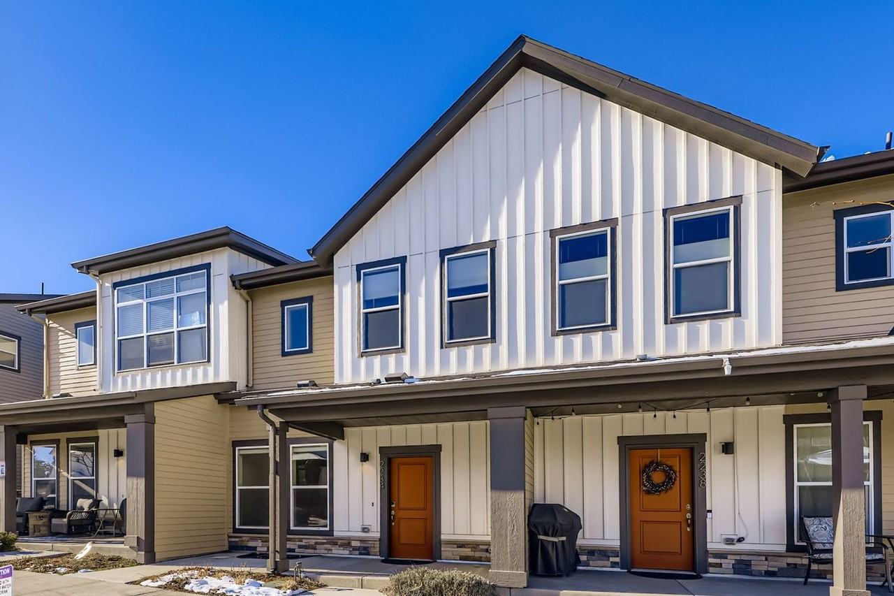 2234 Central Park Way - Photo 2 of 15