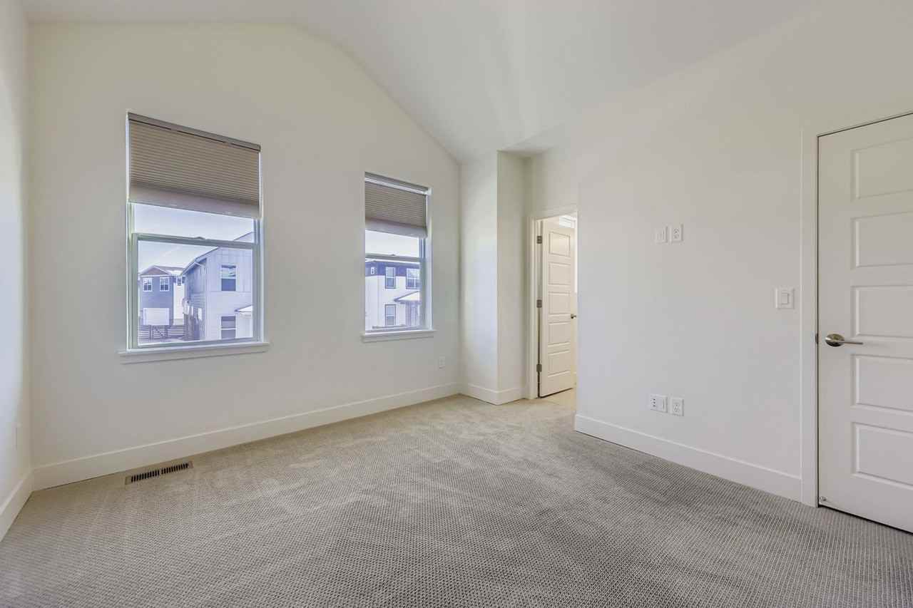 2234 Central Park Way - Photo 5 of 15