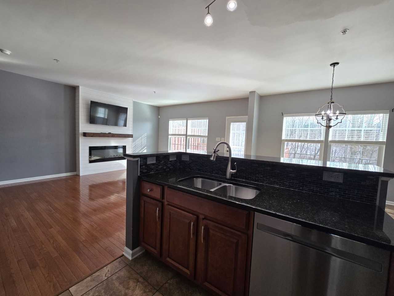 309 Horizon Dr - Photo 7 of 32