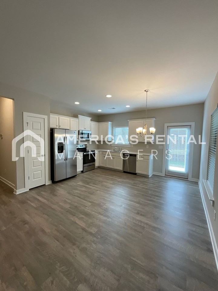 76 Ballington Way - Photo 7 of 25