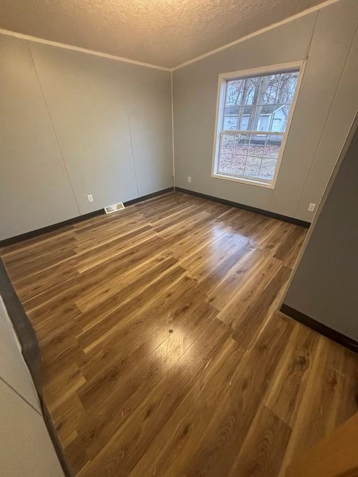 30323 Michiana Dr - Photo 7 of 11