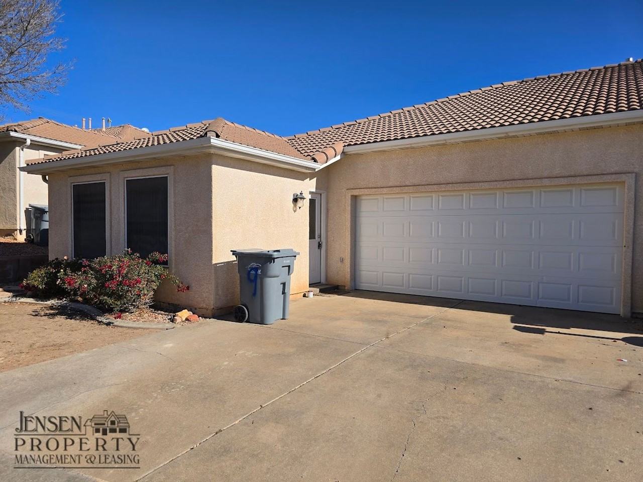 2056 E Middleton Dr #9 - Photo 2 of 25