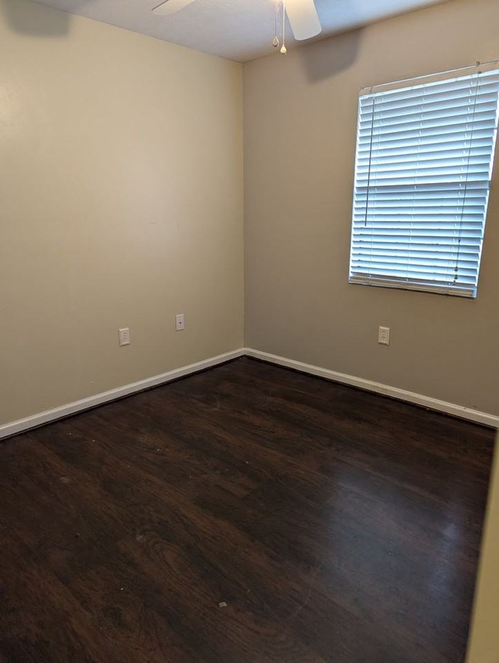 127 Pine Dr Ne - Photo 5 of 14