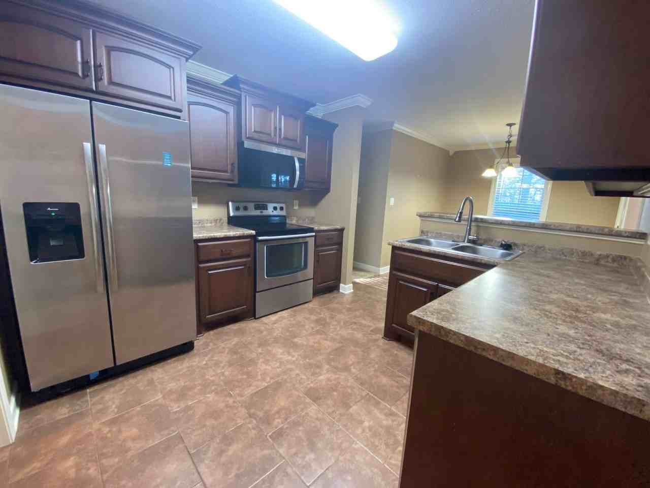 64 Jeremiah Dr - Photo 4 of 14