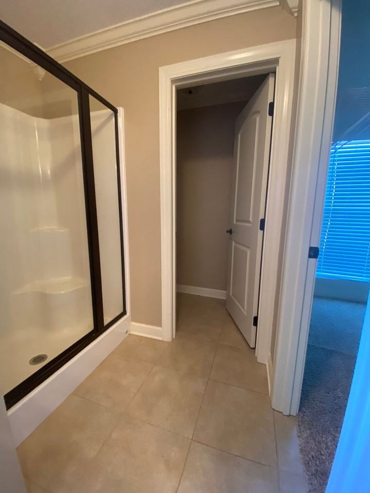 64 Jeremiah Dr - Photo 7 of 14