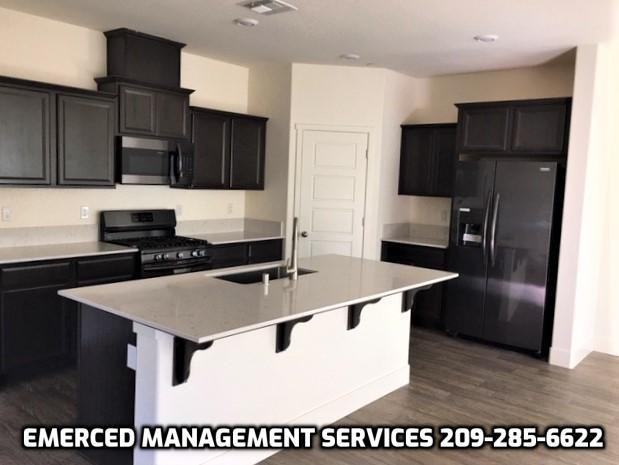 2330 Explorador Dr - Photo 3 of 13