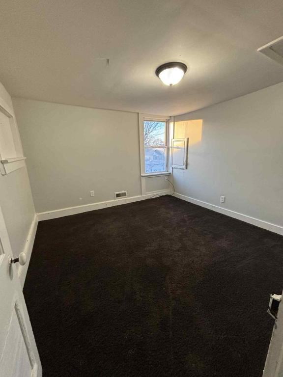 115 N Walnut St - Photo 5 of 6