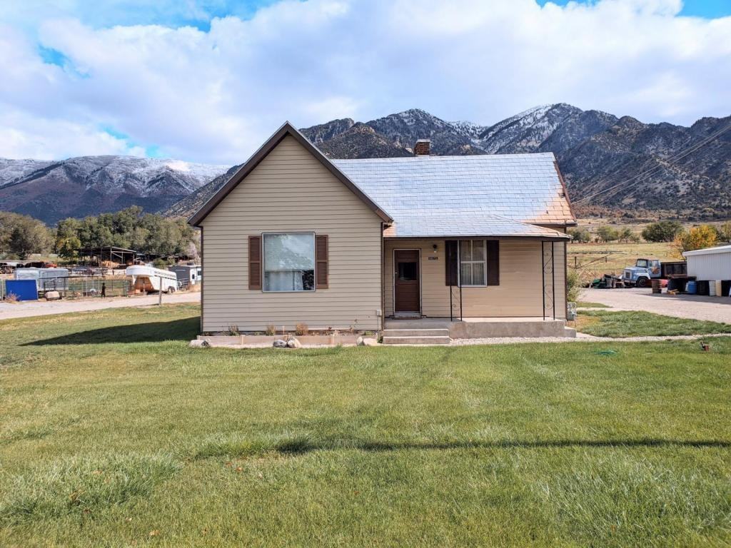 6670 N Highway 38 - Photo 2 of 11