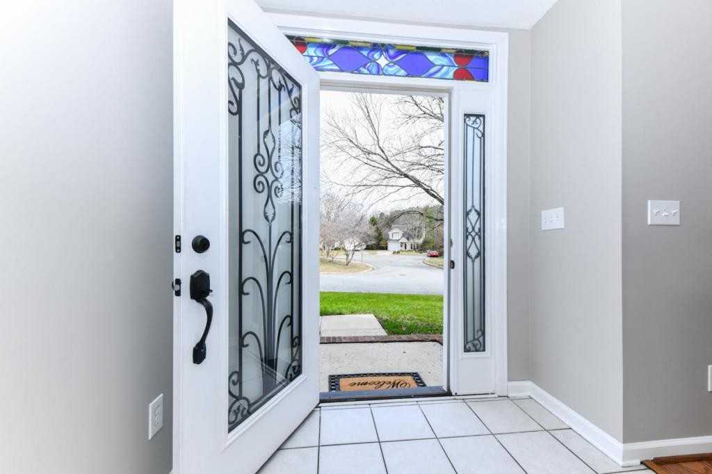 4903 White Horse Dr - Photo 3 of 40