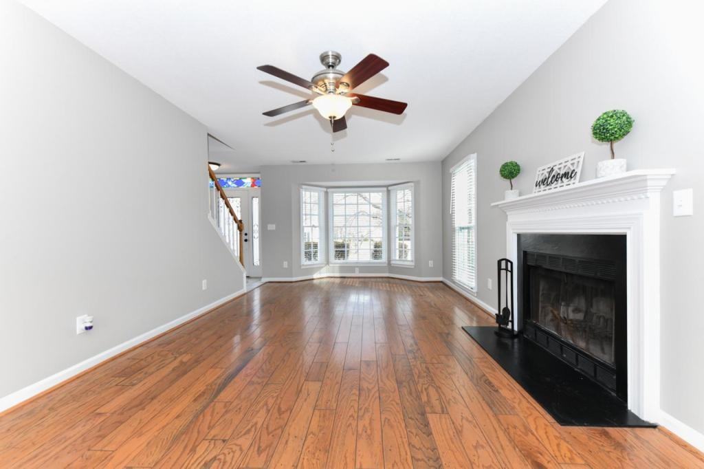 4903 White Horse Dr - Photo 5 of 40