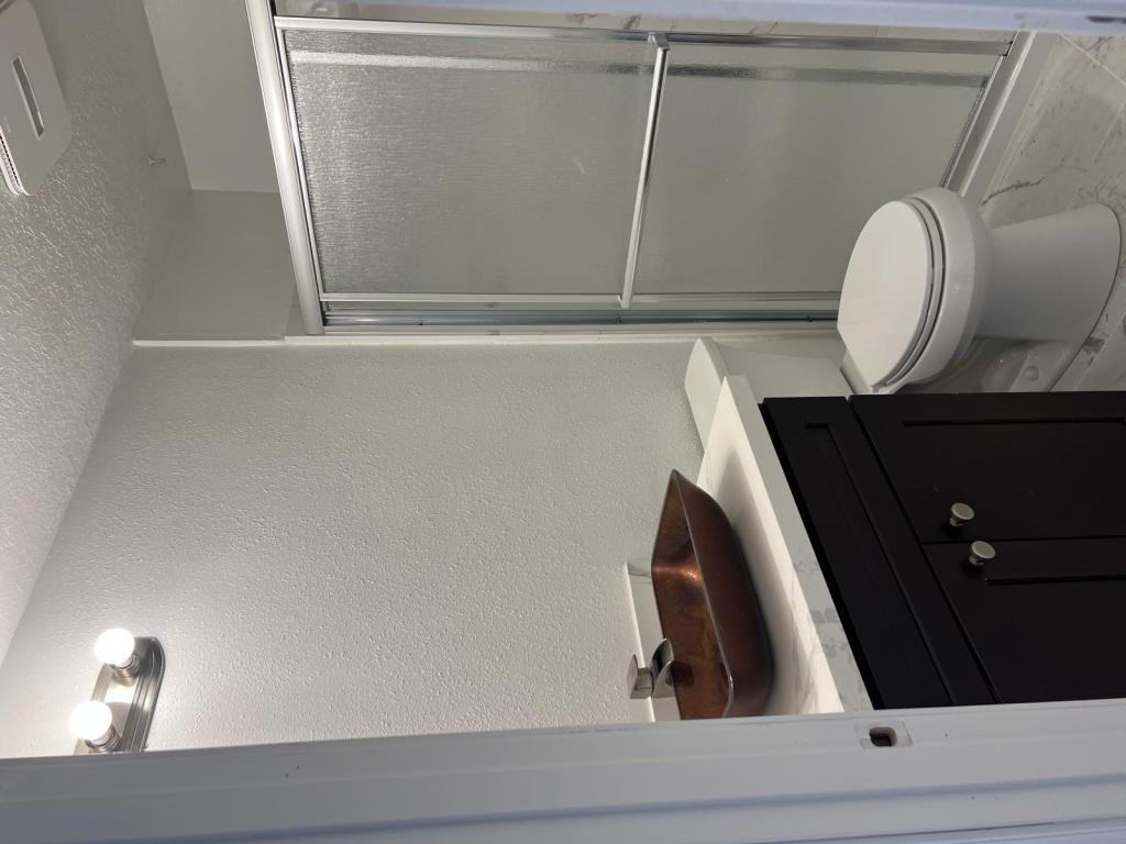 17450 Se Mill St - Photo 6 of 11