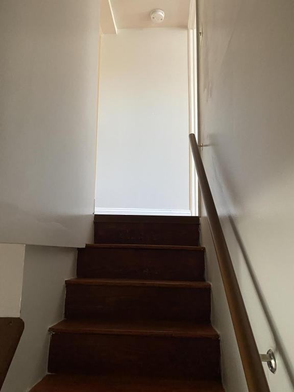 347 S Mount St - Photo 5 of 22