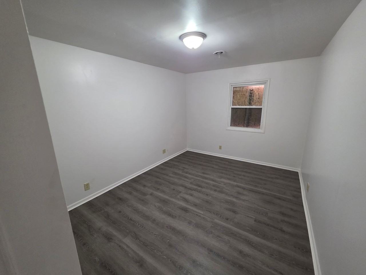 302 Saint Leonard Dr - Photo 6 of 10