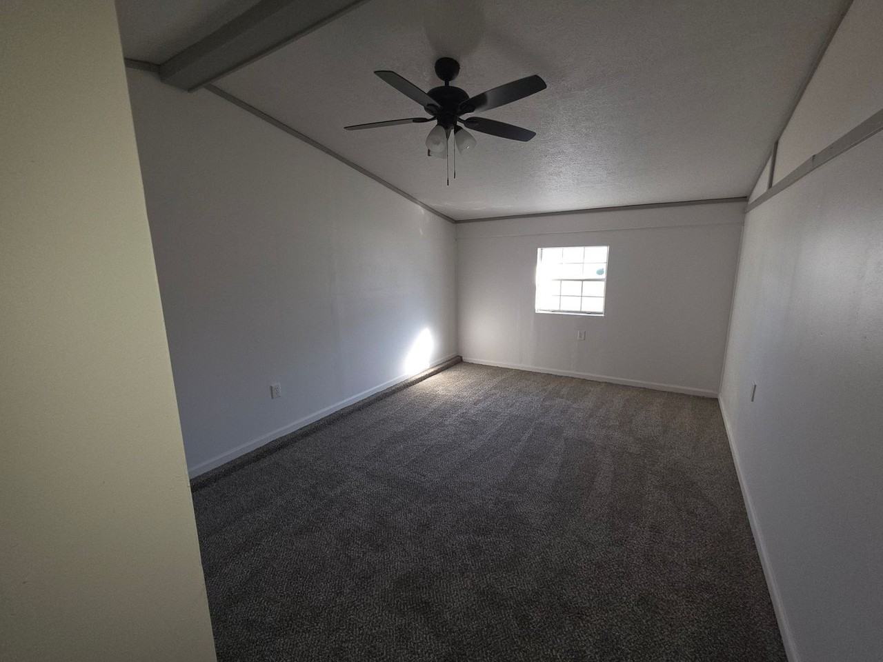 223 Saint John Dr - Photo 7 of 10