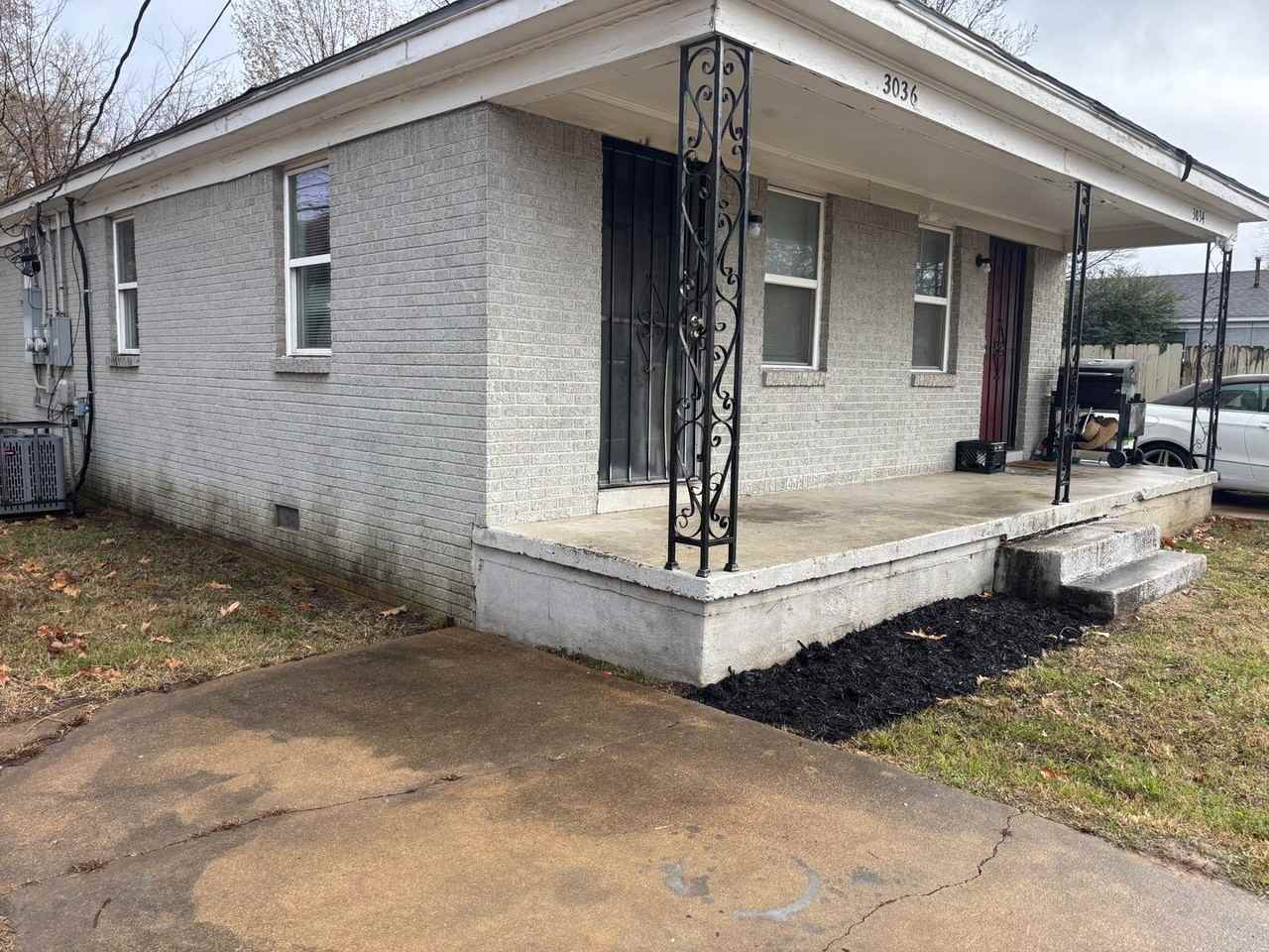 3034 Sinclair St - Photo 2 of 17