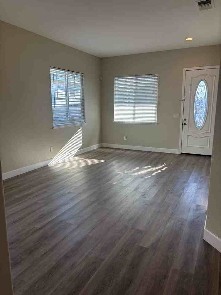 1369 Night Heron St - Photo 2 of 17