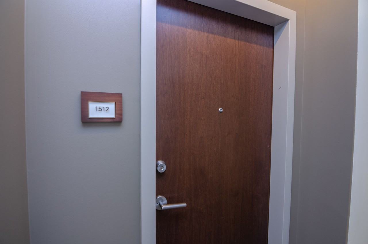 1212 Laurel St - Photo 2 of 17