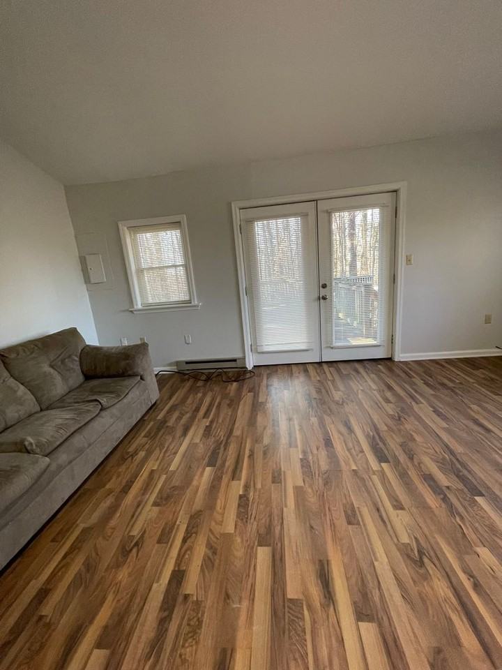 835 Longstreet Rd - Photo 6 of 8