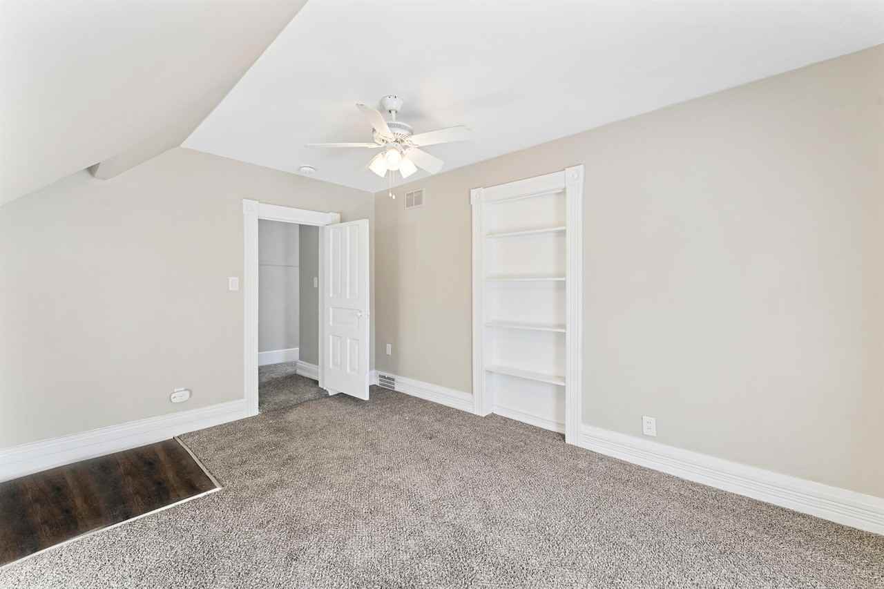 71 Grand Ave - Photo 3 of 12