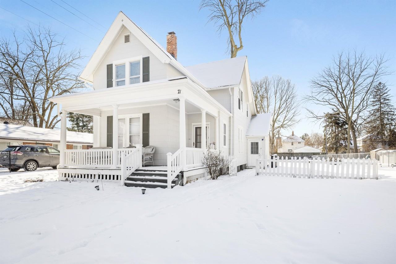 71 Grand Ave - Photo 6 of 12