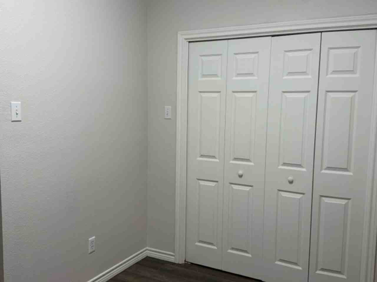 1401 Bagby Ave - Photo 7 of 50