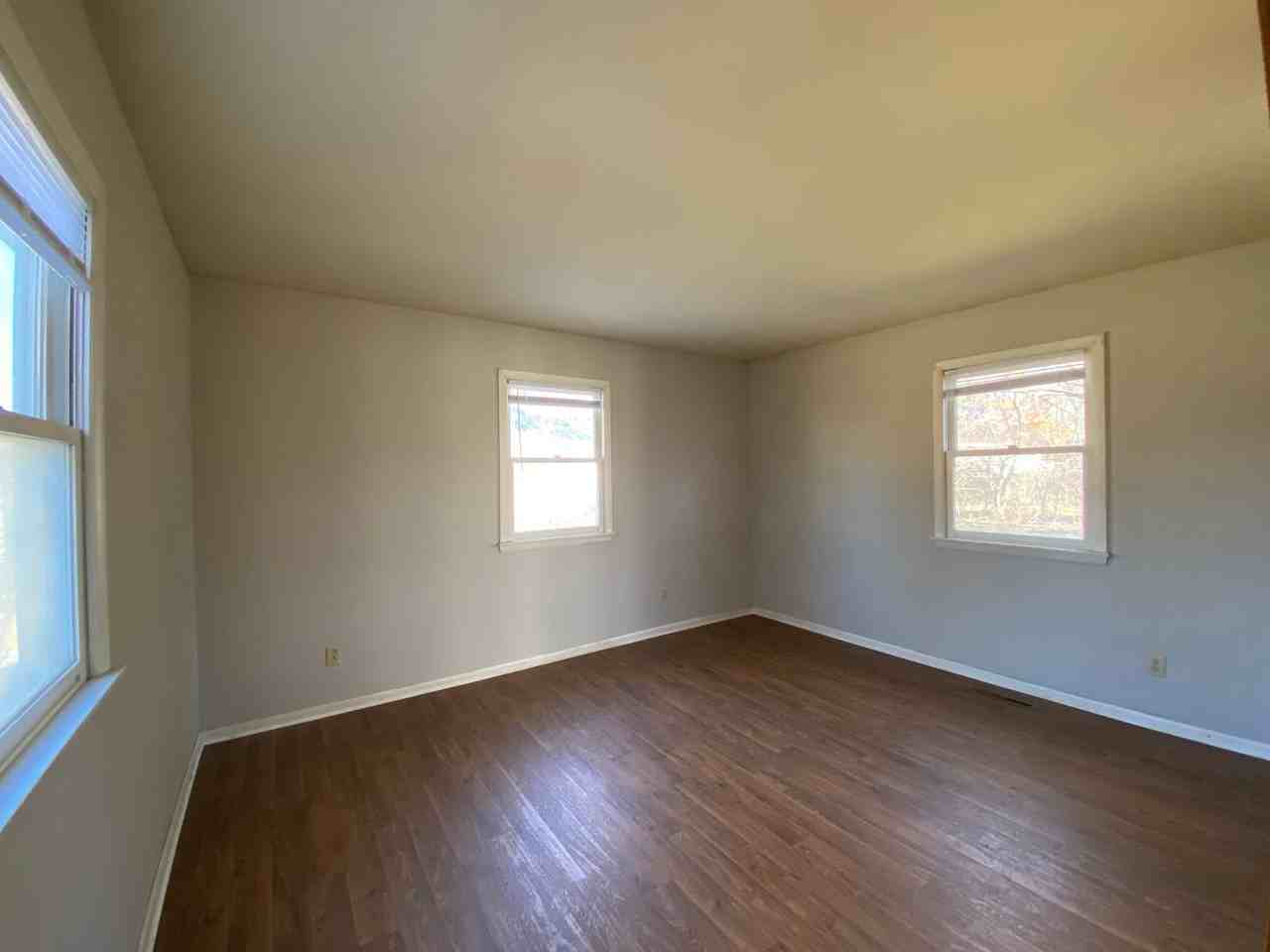 316 S West Blvd - Photo 6 of 15