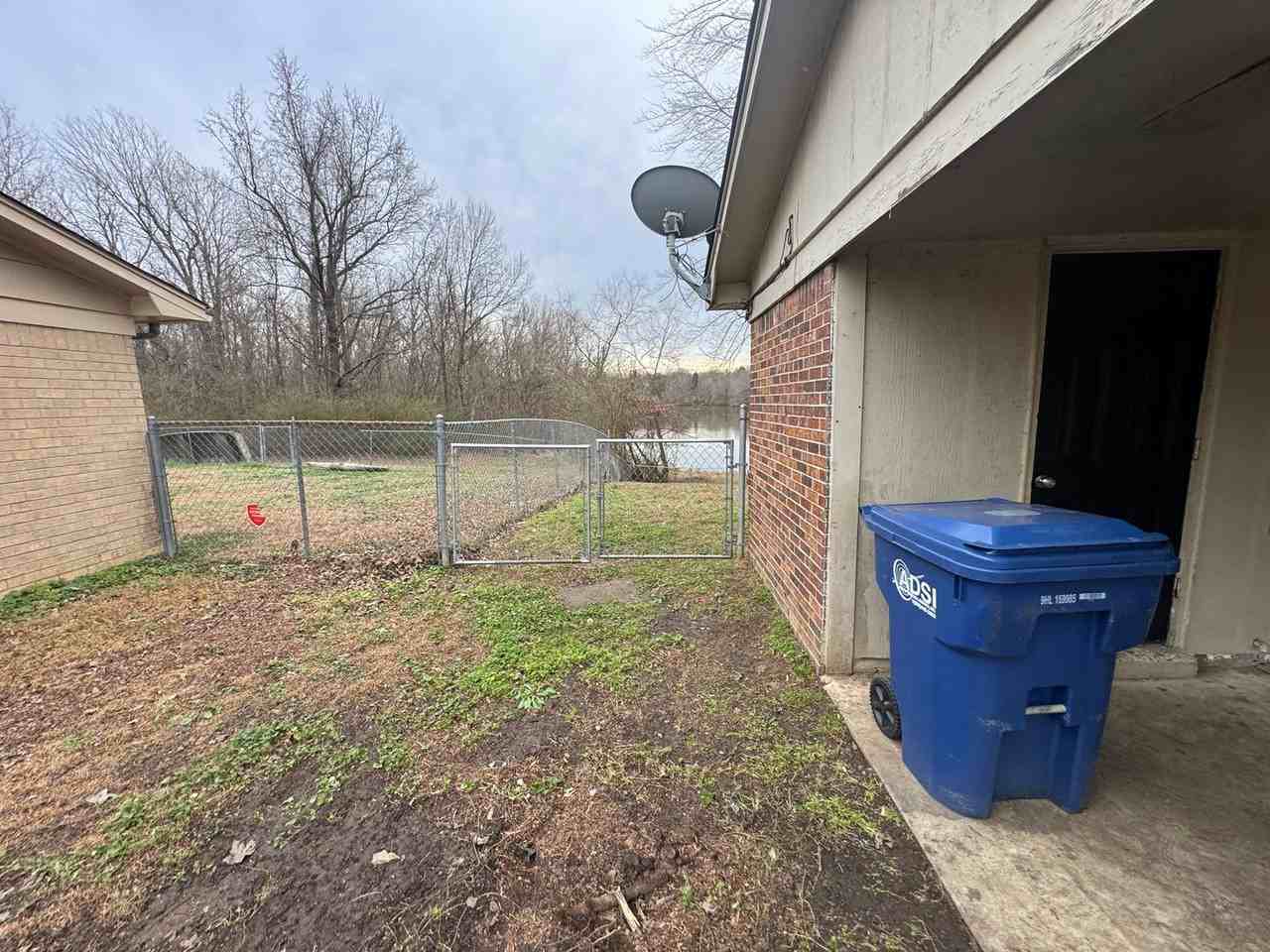 5493 Adams Cir - Photo 4 of 22