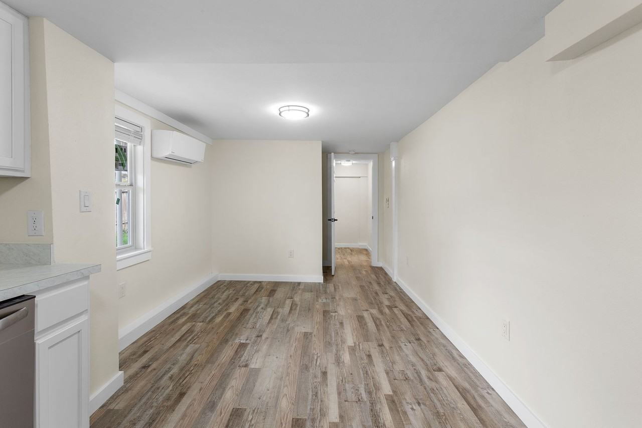 407 Sarah Dr #B - Photo 3 of 14