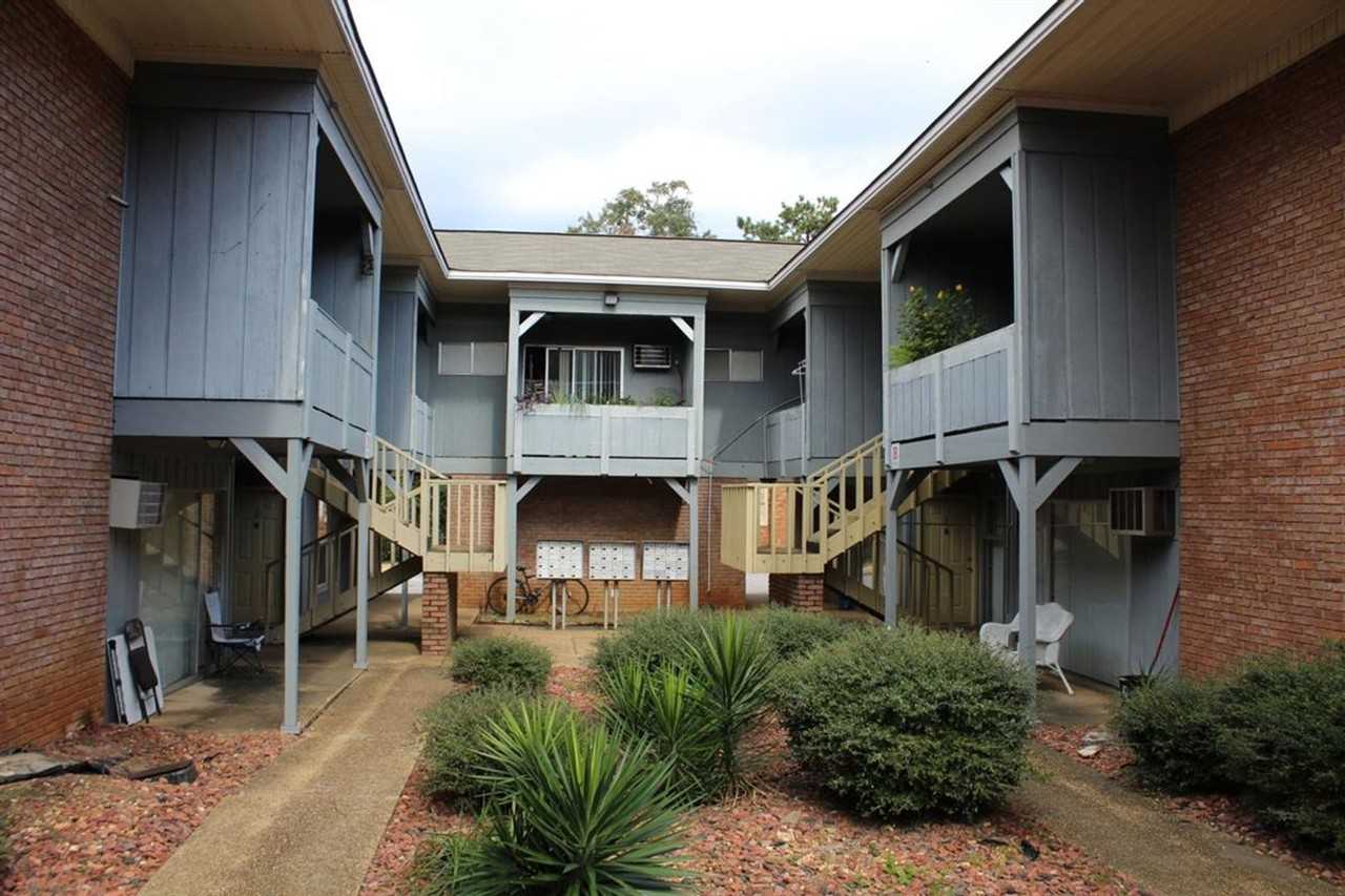 302 Reed Street - Photo 2 of 10