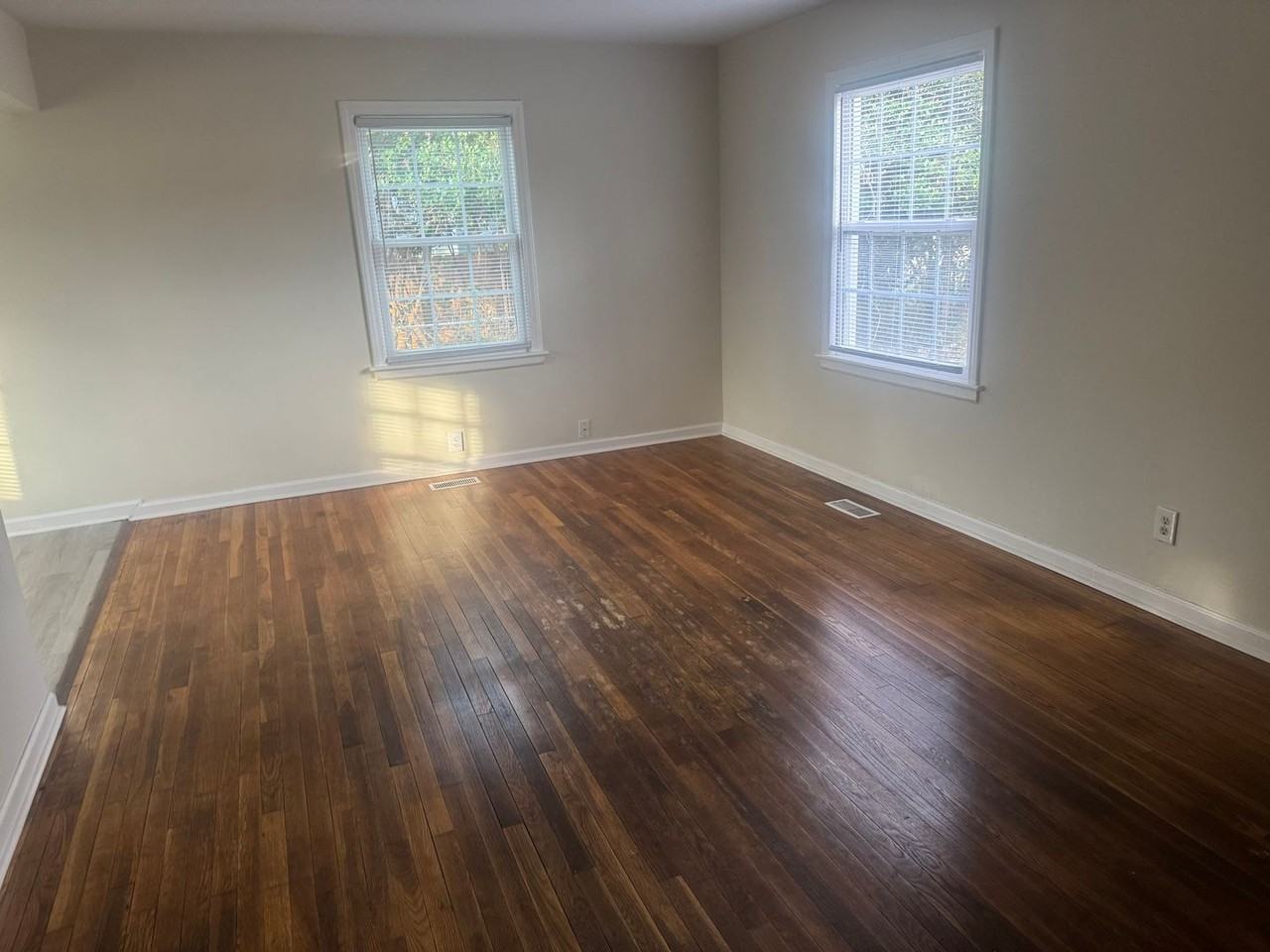 1145 Brighton Rd - Photo 2 of 15