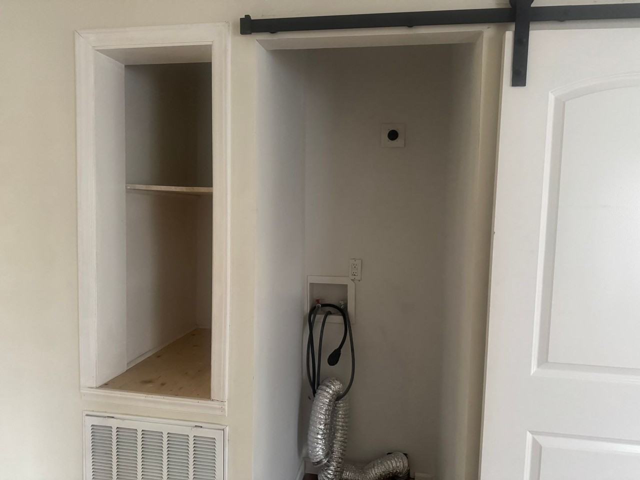 1145 Brighton Rd - Photo 6 of 15