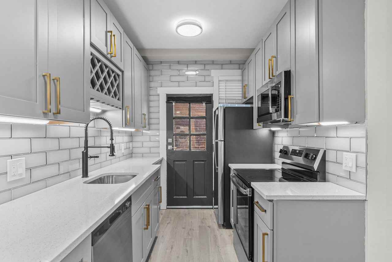 6639 Alamo Ave - Photo 3 of 9