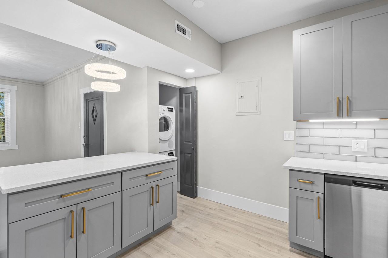 6639 Alamo Ave - Photo 5 of 9