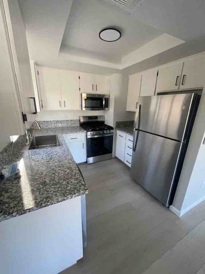 7828 Santa Ysabel Ave #D - Photo 4 of 10