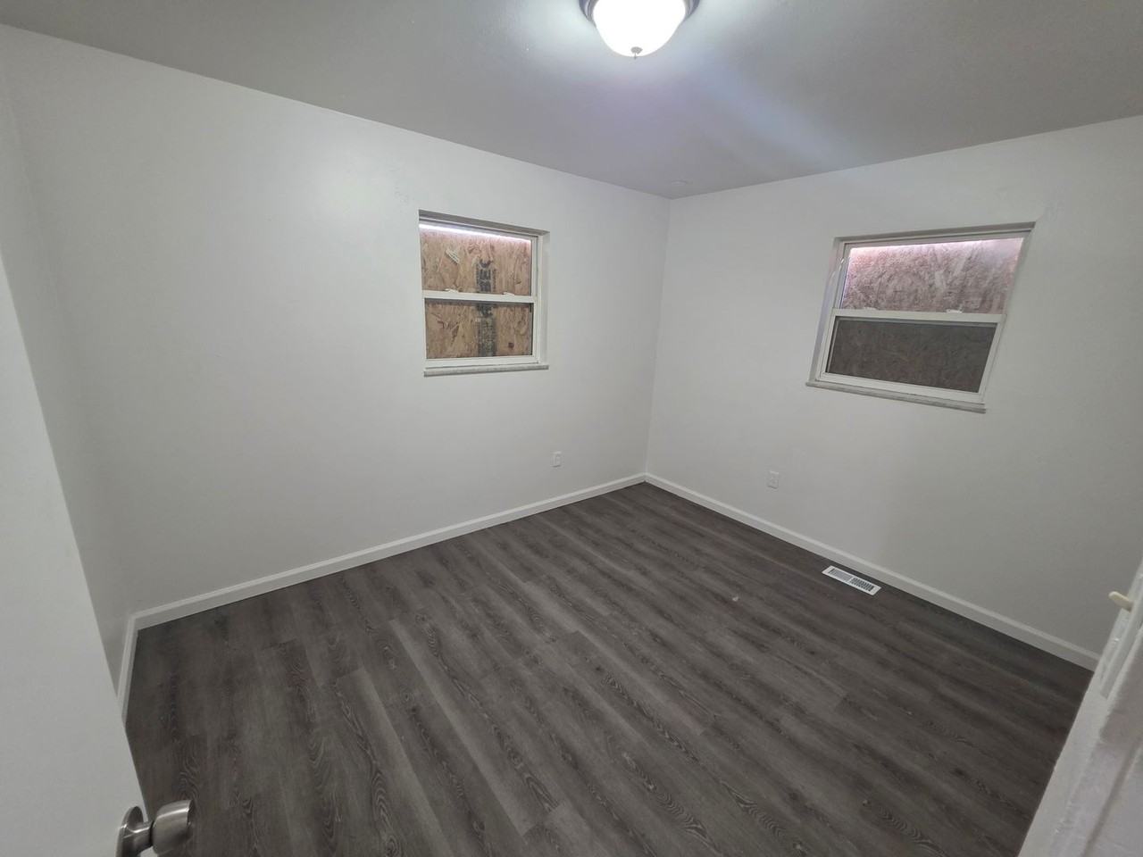 1421 Richard Dr - Photo 7 of 8