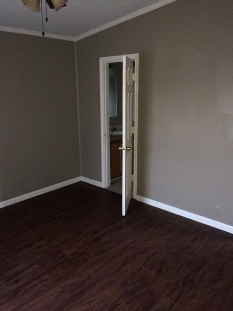 821 W 26th St - Photo 3 of 3