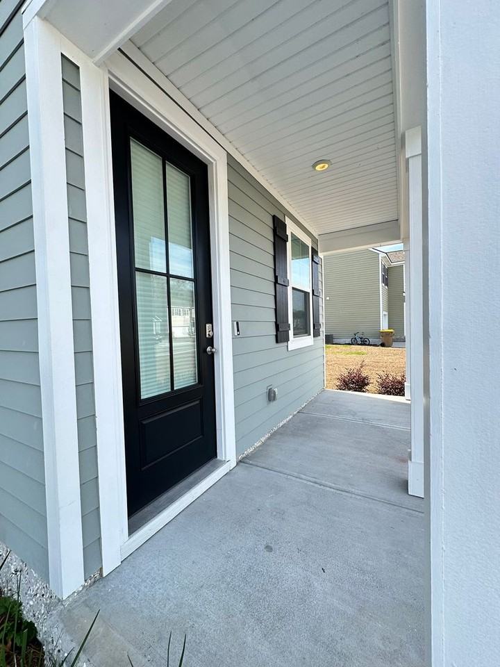 192 Coby Ln - Photo 3 of 35