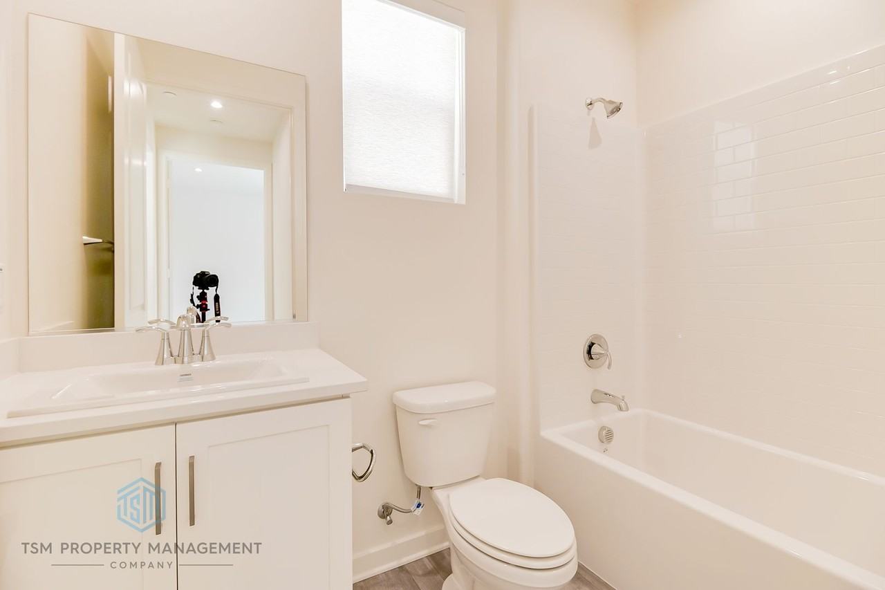 16076 Jaegar Ln - Photo 7 of 18