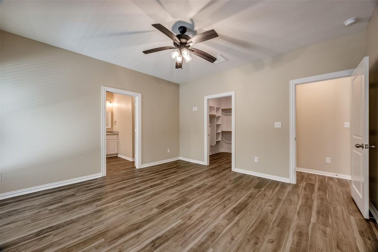 1501 Fairway Dr - Photo 7 of 40